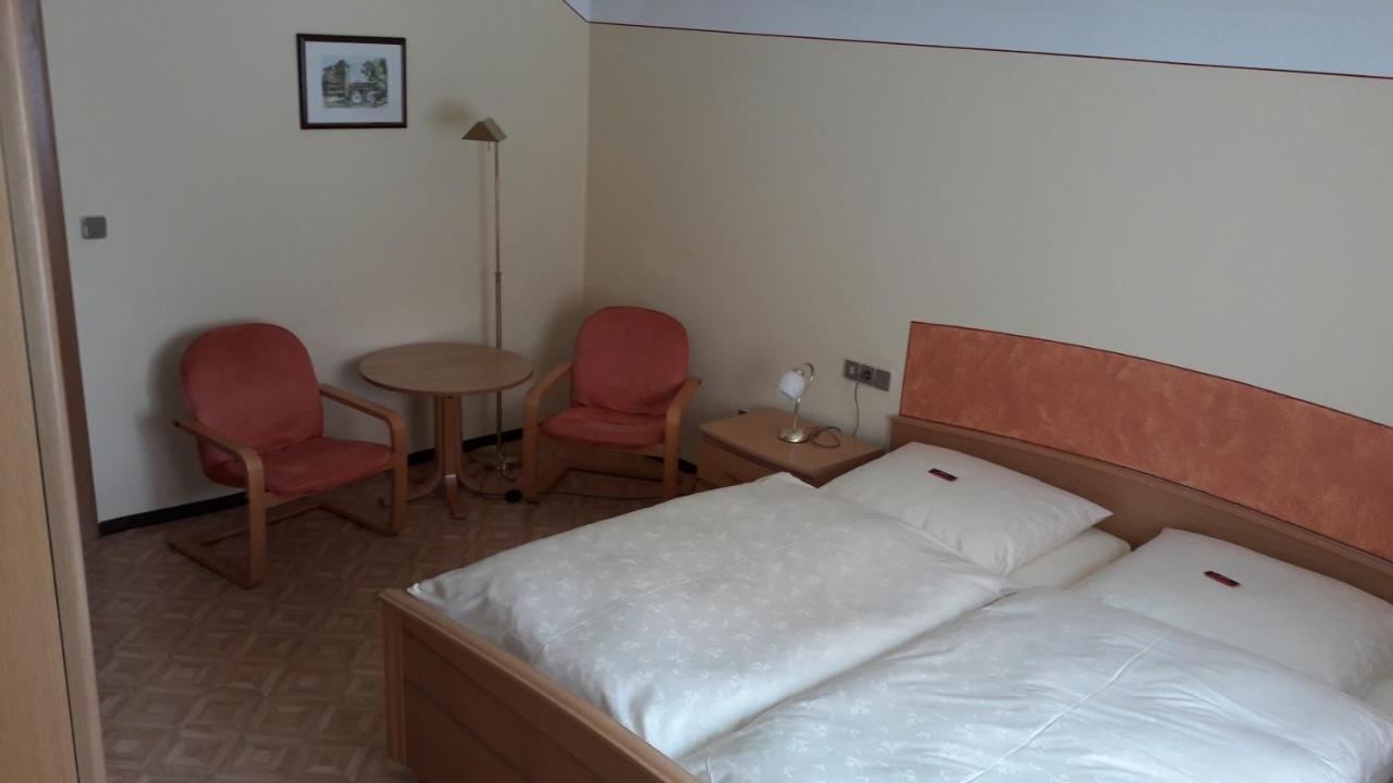 Pension "Zum Schwan" Muhr am See Екстериор снимка