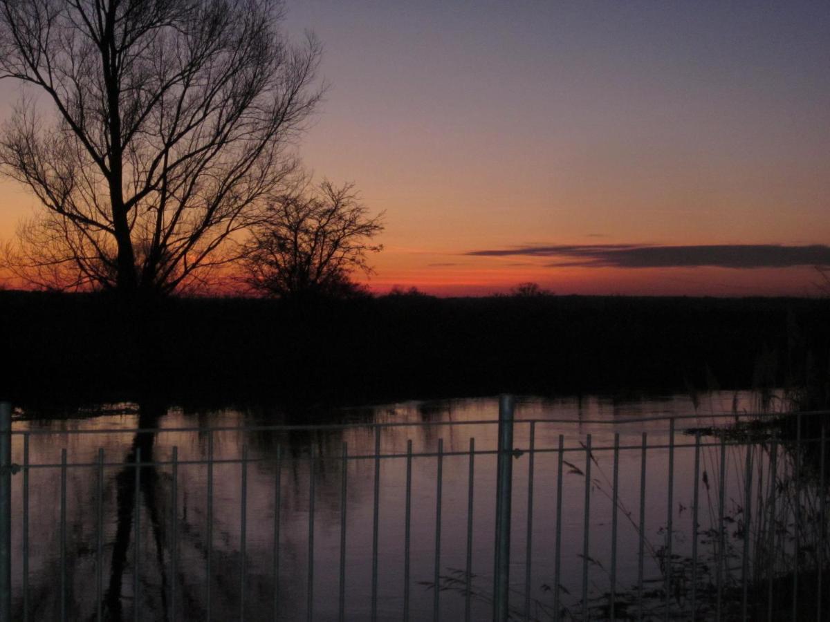 Pension "Zum Schwan" Muhr am See Екстериор снимка