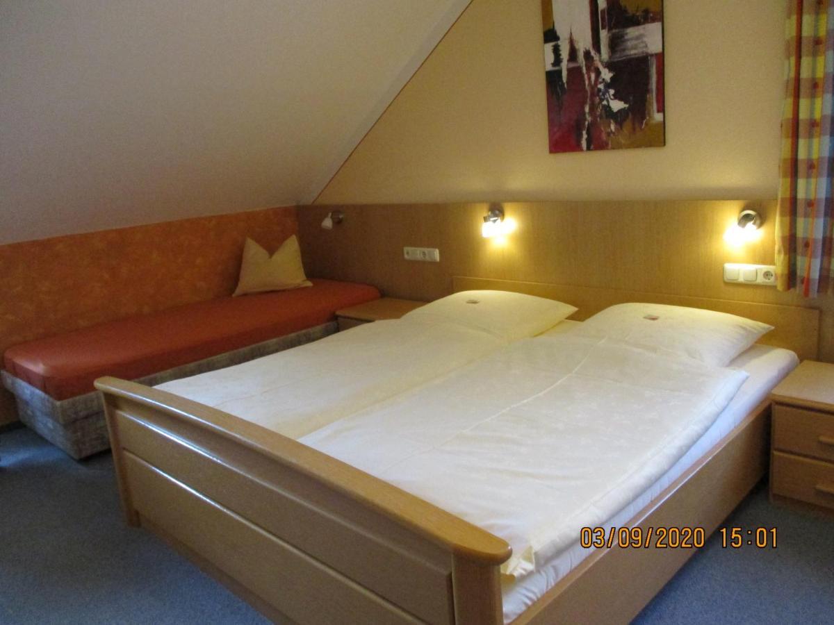 Pension "Zum Schwan" Muhr am See Екстериор снимка